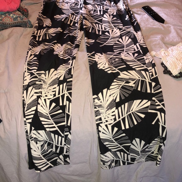 pants - Picture 2 of 2